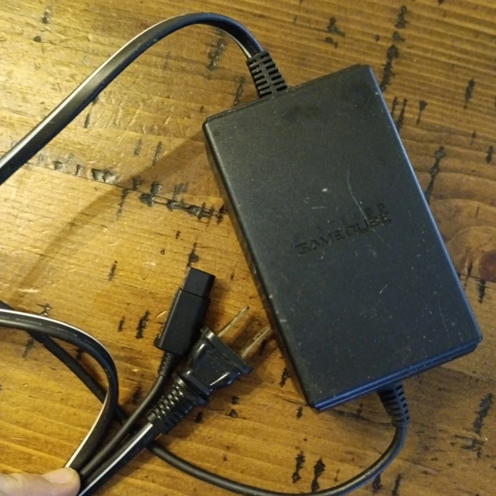 Original OEM Nintendo Gamecube Power Supply AC Adapter DOL-002 r2